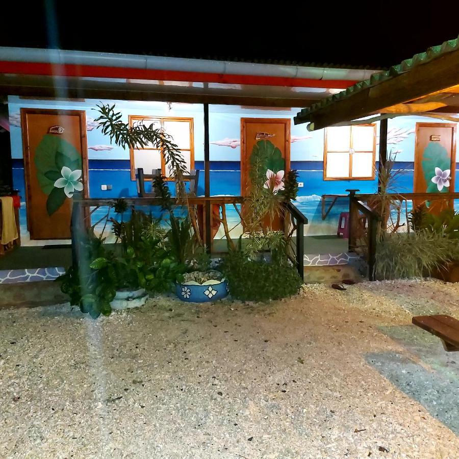 Moorea Vaiare Lodge Eksteriør bilde